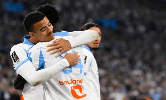 一场6-2，让法甲变天，榜首易主，曼联弃将踢疯了：轰入4球